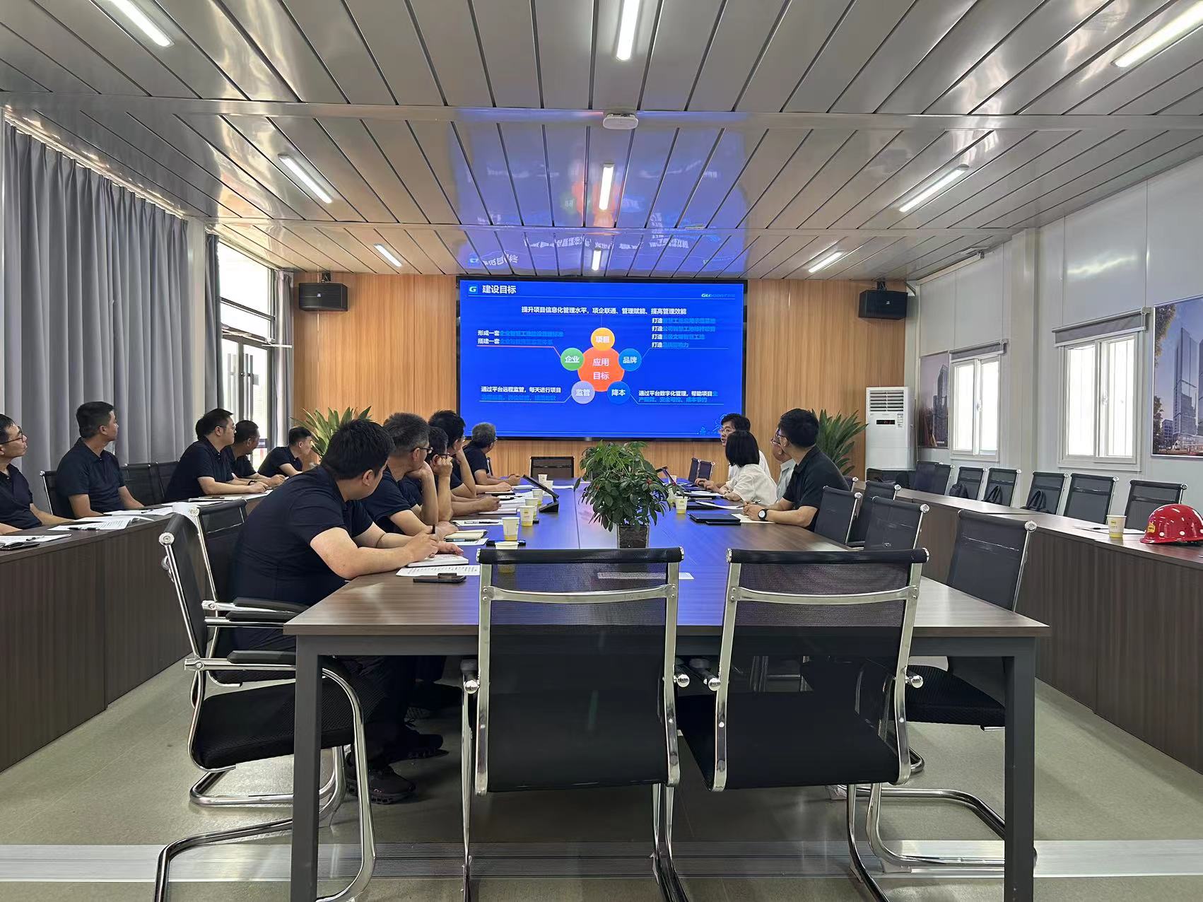 有色研發大廈項目部與廣聯達聯合啟動“BIM+智慧工地系統”